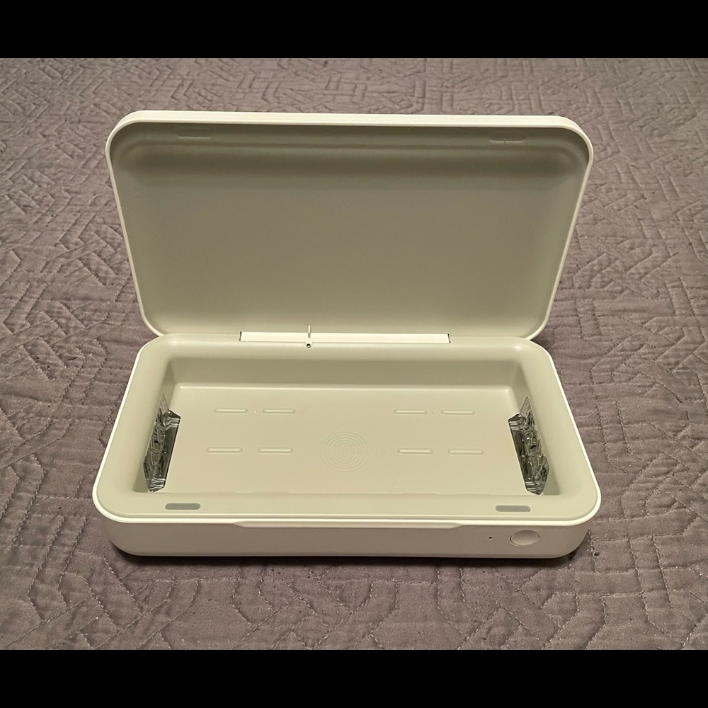 Samsung UV Sanitizer Wireless Charging station
